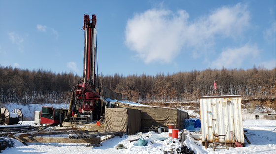 TDC-80 Top Drive crawler-type coalbed methane multi-function drilling rig